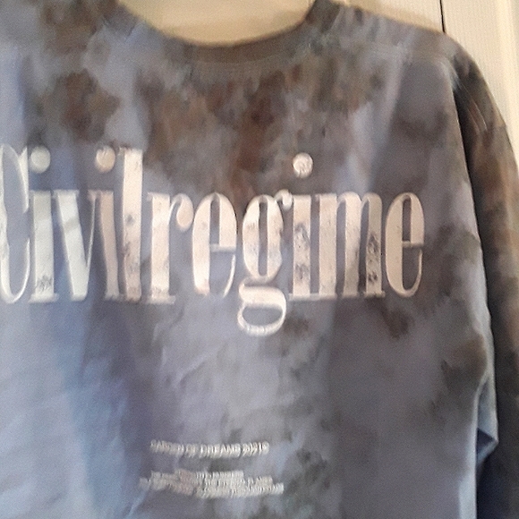 Beautiful Civil Rigme long sleeved shirt - Picture 2 of 9